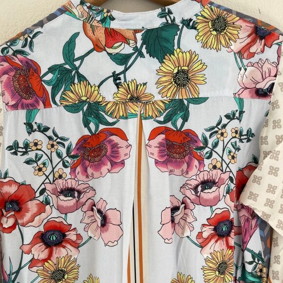 JOHNNY WAS Floral Print & Geometric Embroidered Tunic/Top: NWOT! XS (Runs Large) - Picture 4 of 8